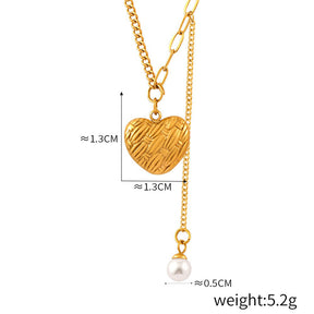 Heart-Shaped Necklace with Pearl
